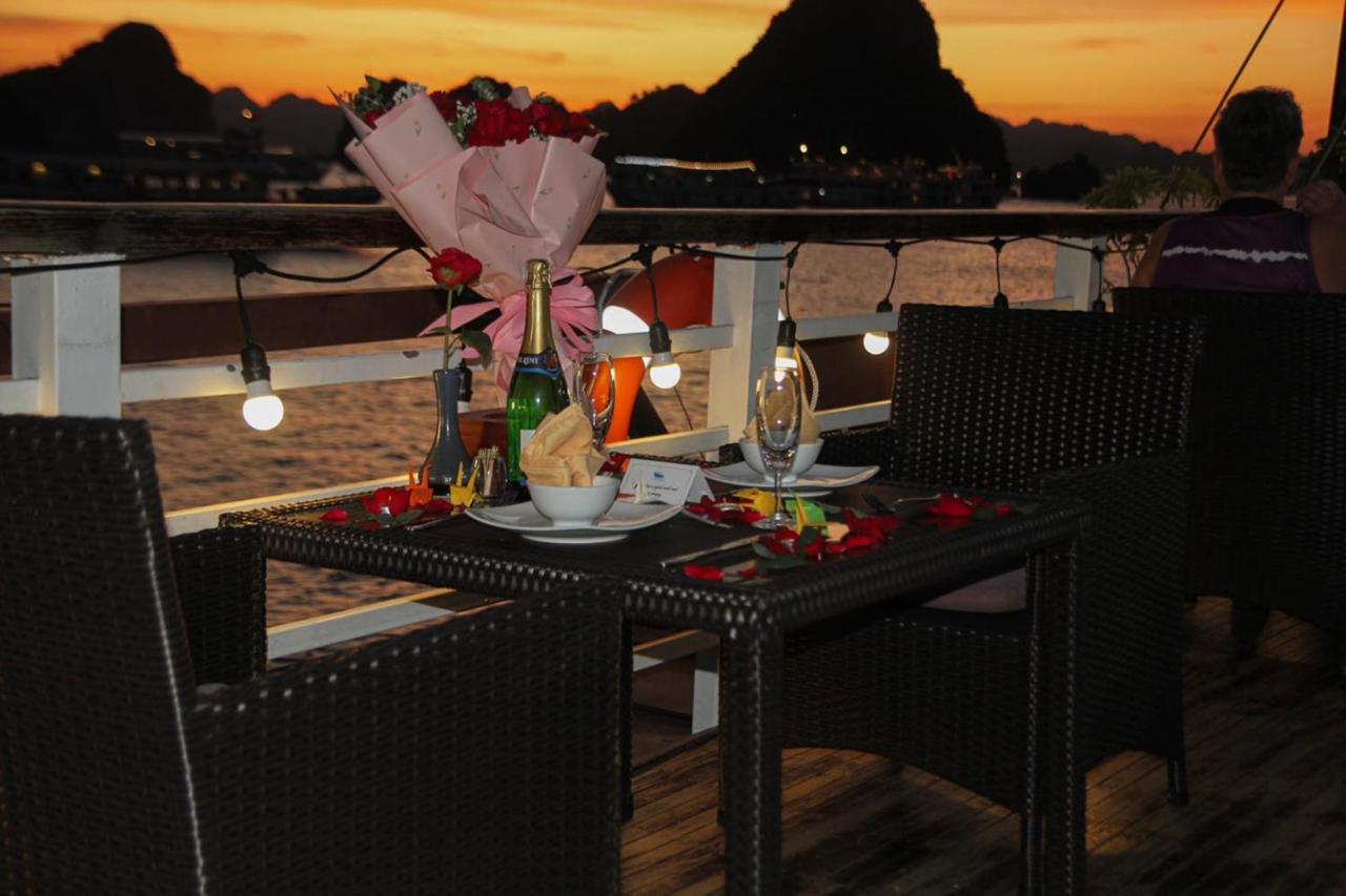 Lan Ha Lotus Cruise Hotel Ha Long Exterior foto